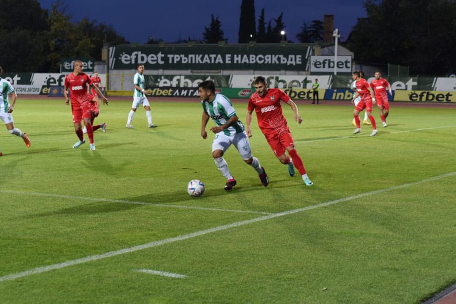 Берое итърва победата срещу Пирин в Благоевград и завърши наравно 0 на 0
