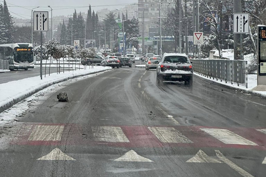 Сняг по улиците на Стара Загора